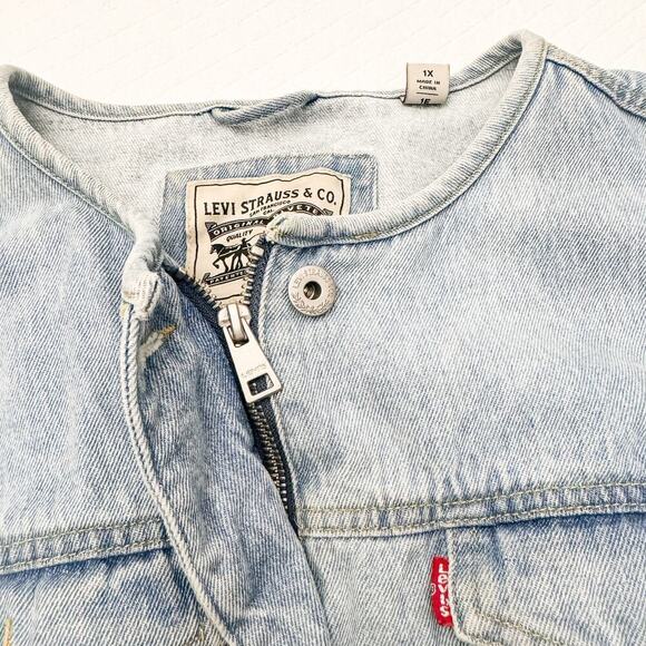 Levi's Light Wash Denim Jeans Zipper Button Down Jacket Size 1X - Picture 5 of 8